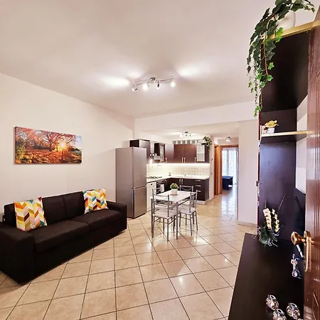 Fly Stop Retreat Fiumicino